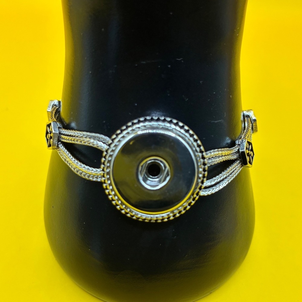 Silver Tone Snap Button Base Bracelet Multi Strand Mesh Chain Adjustable 7-8.5in